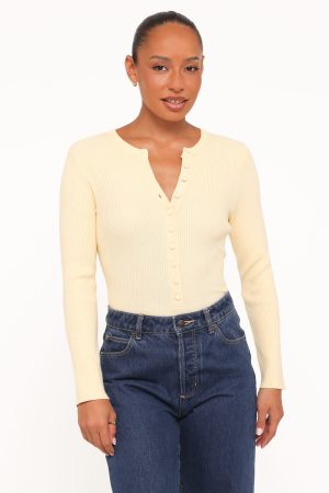 Kaitlin Henley Top - Butter Yellow